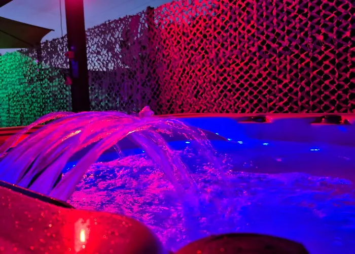 Les Logis Du Port Suites & Spa - Climatisation -Port Canal Montauban